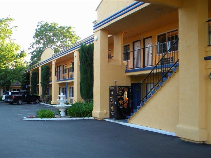 Americas Best Value Inn - Chico Exteriér fotografie