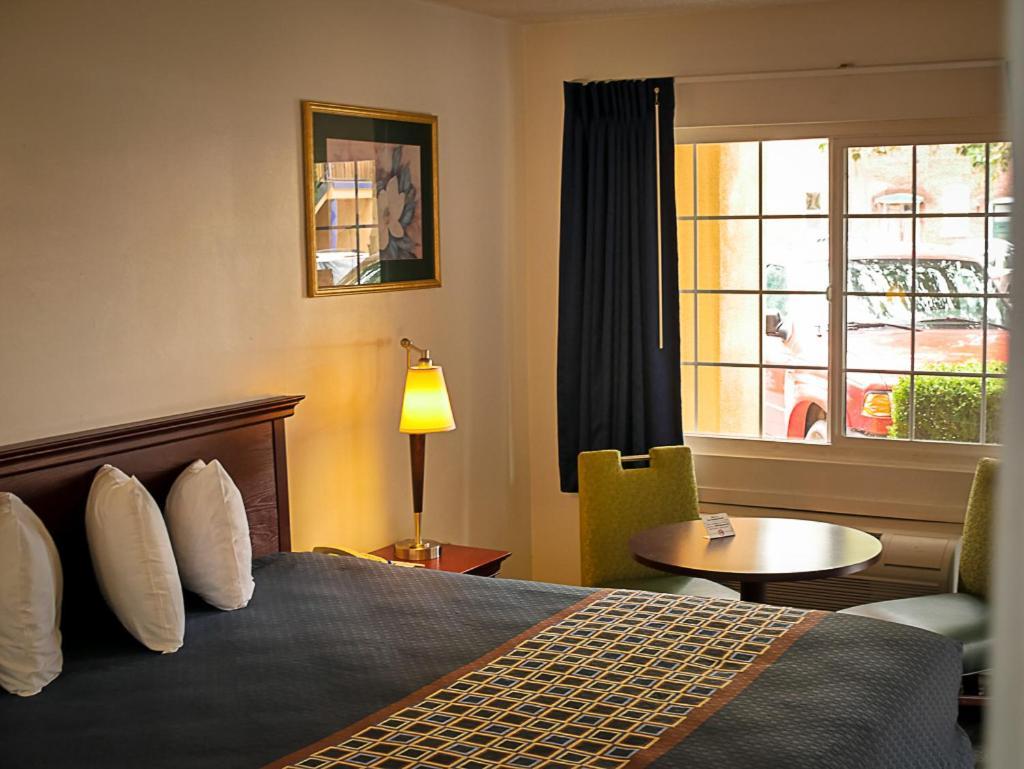 Americas Best Value Inn - Chico Exteriér fotografie