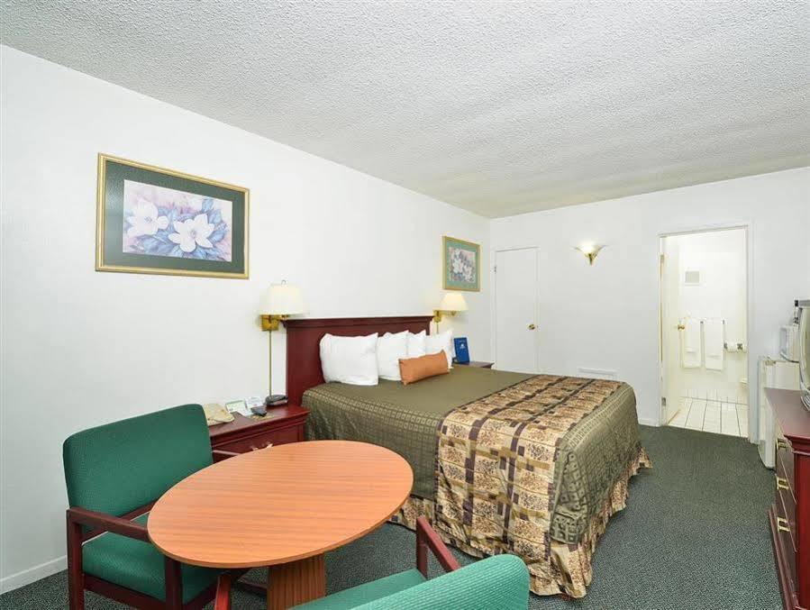 Americas Best Value Inn - Chico Exteriér fotografie